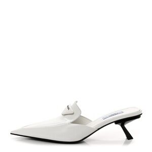 Prada SPAZZOLATO CALZATURE DONNA White triangle Pointed-Toe kitten heel mules 41
